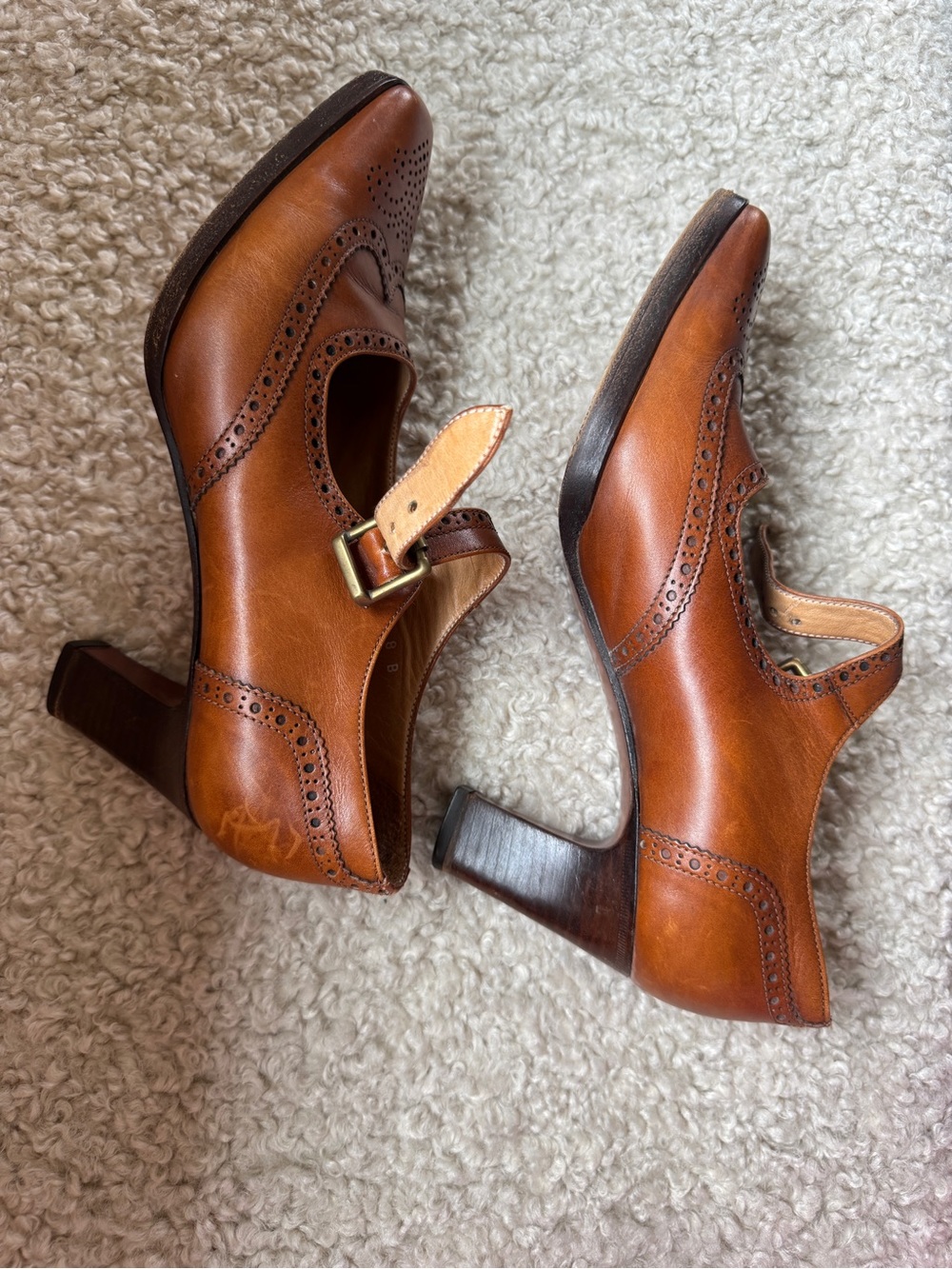 Ralph Lauren burnished tan wingtip heels shoes - Picture 5 of 13